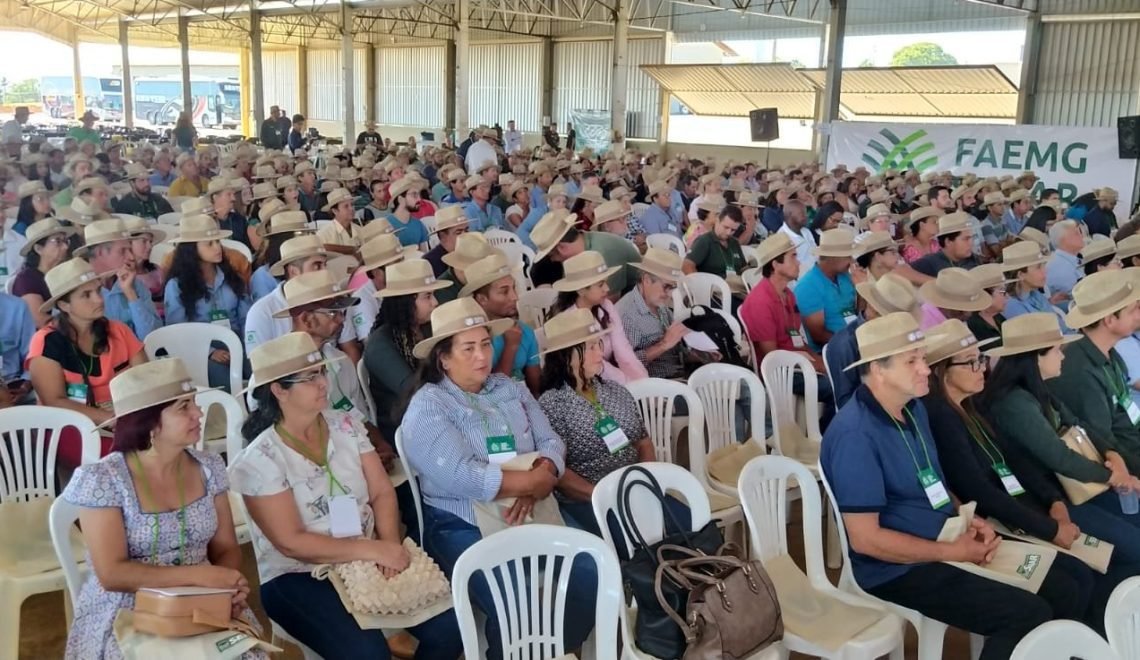 Grande público no Sindicato dos Produtores Rurais de São Gotardo