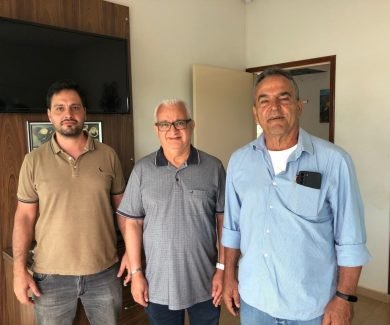 Presidente do Cecafé é recebido na sede da Cacec em Campos Altos