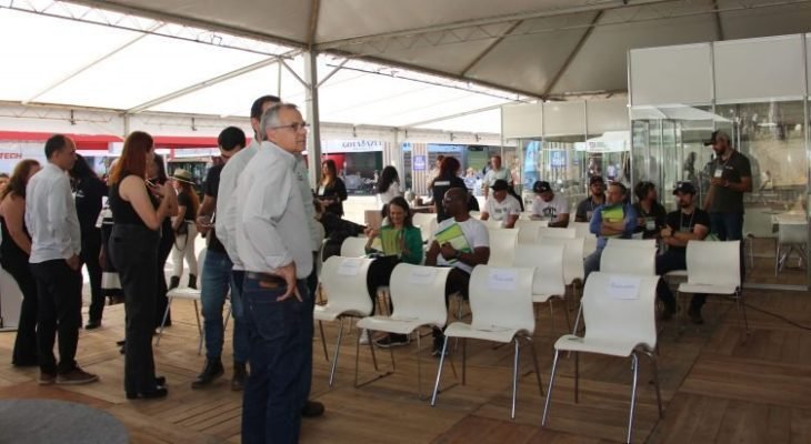 Um dos estandes da Expocafé no primeiro dia do evento (Foto: Epamig)