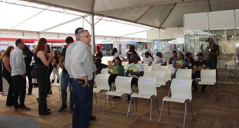 Um dos estandes da Expocafé no primeiro dia do evento (Foto: Epamig)