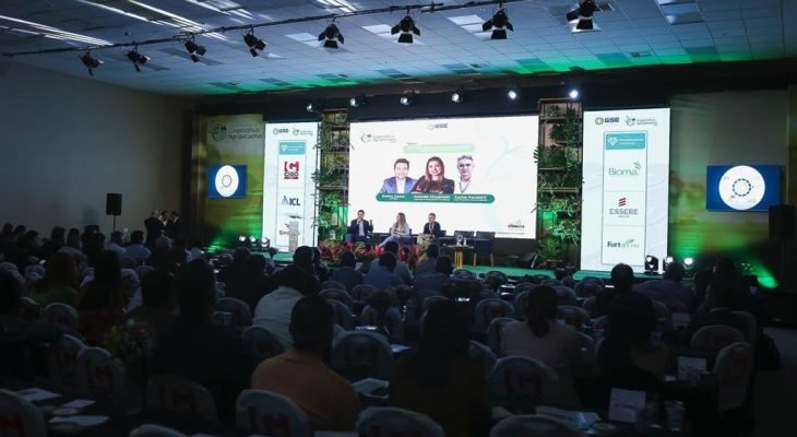 Reunidos em Campinas (SP), lideranças cooperativas discutem Plano Safra e integração (Foto: Ascom ENCA)