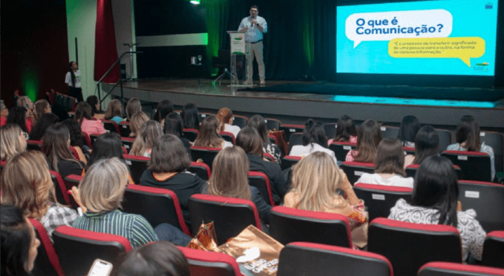 Frederico Parma durante palestra no evento "Elas no Campo 2023" (Foto: Assessoria)