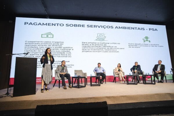 Um dos painéis foi sobre serviços ambientais (Foto: Cecafé)