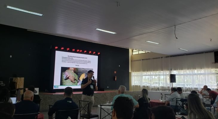 Flávio Medeiros, professor da Ufla, falou de bioinsumos (Foto: 100Porcentoagro)