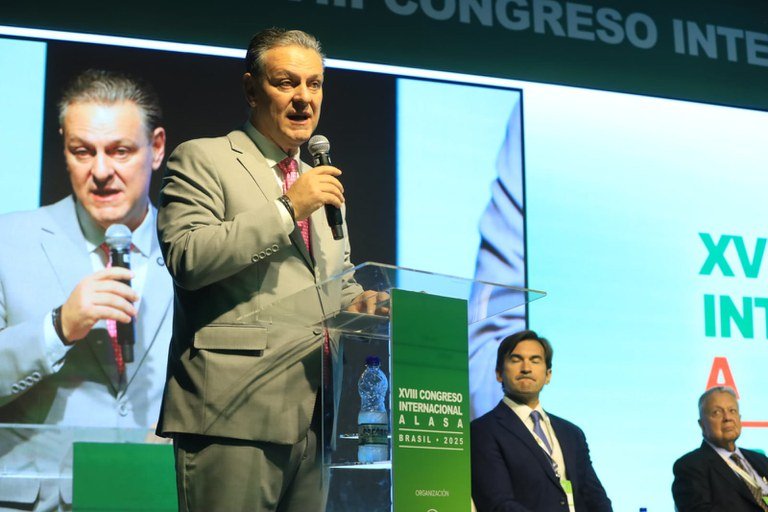 Fávaro propõe Plano Safra 2025/26 com linha dolarizada (Crédito: Agência Brasil)