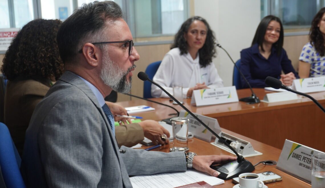 Parte das autoridades reunidas em Brasília (Foto: 100PORCENTOAGRO)